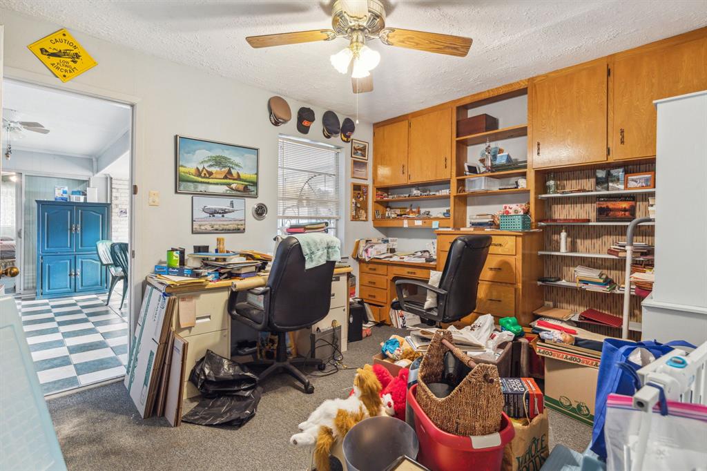 Colonial Acres - Residential