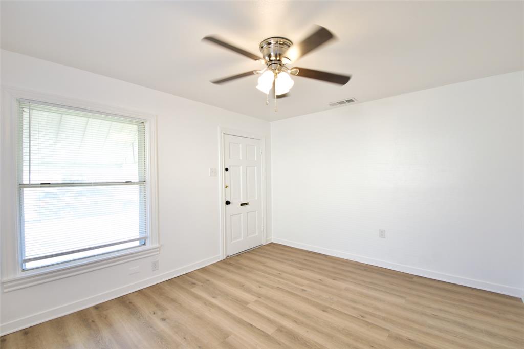 1224 ASHLEMAN Street