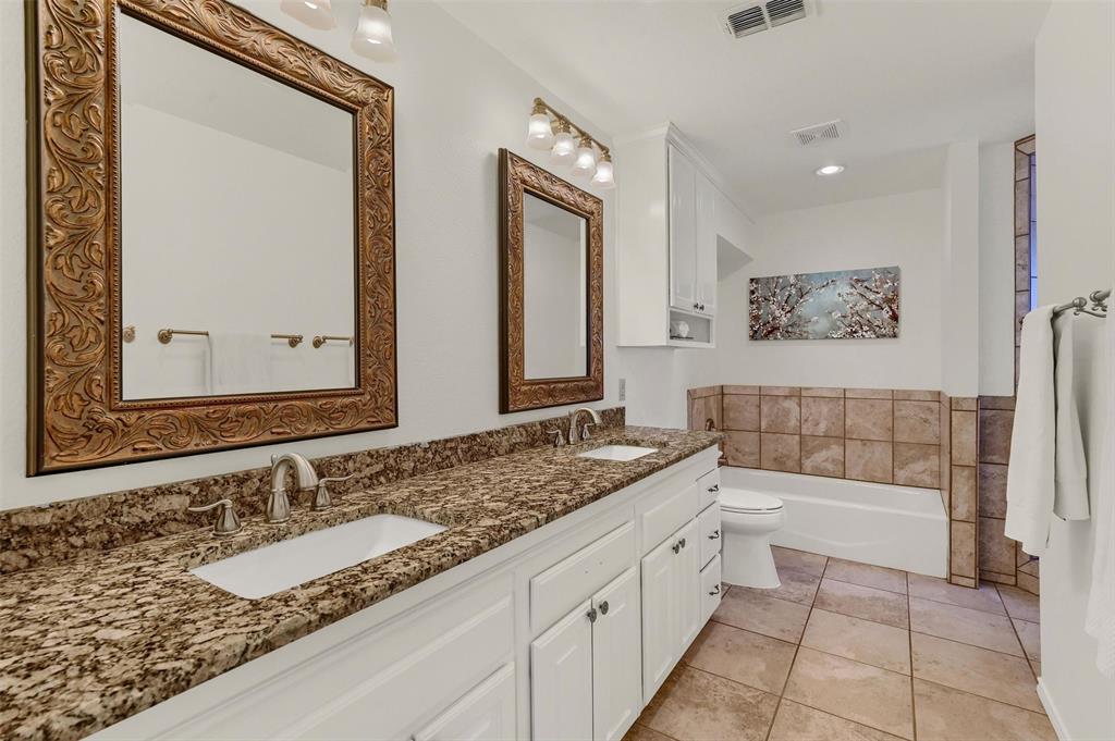 Russwood on the Lake - Residential