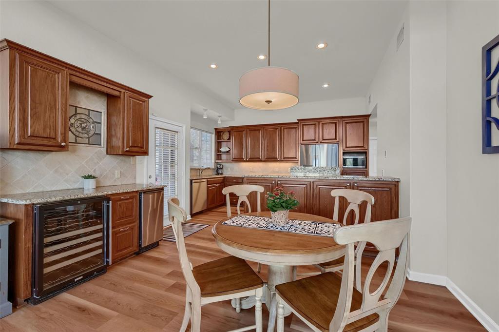 Russwood on the Lake - Residential