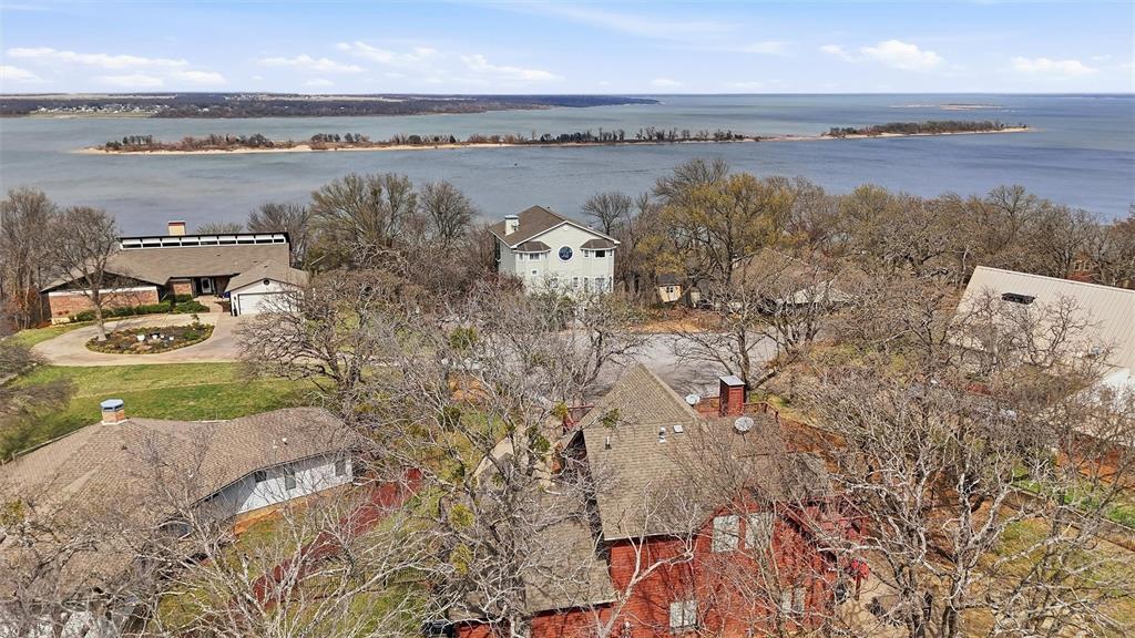 Russwood on the Lake - Residential