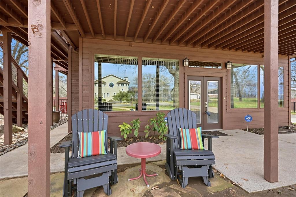 Russwood on the Lake - Residential