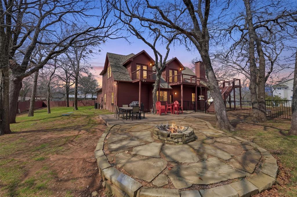 Russwood on the Lake - Residential