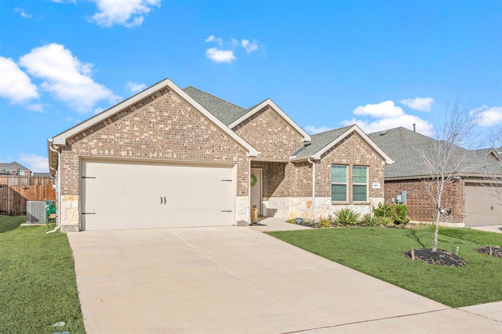 624 Willow View Way