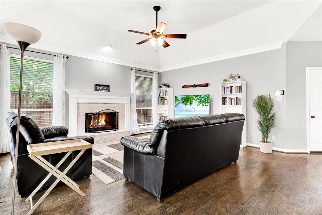1405 Oak Hill Circle