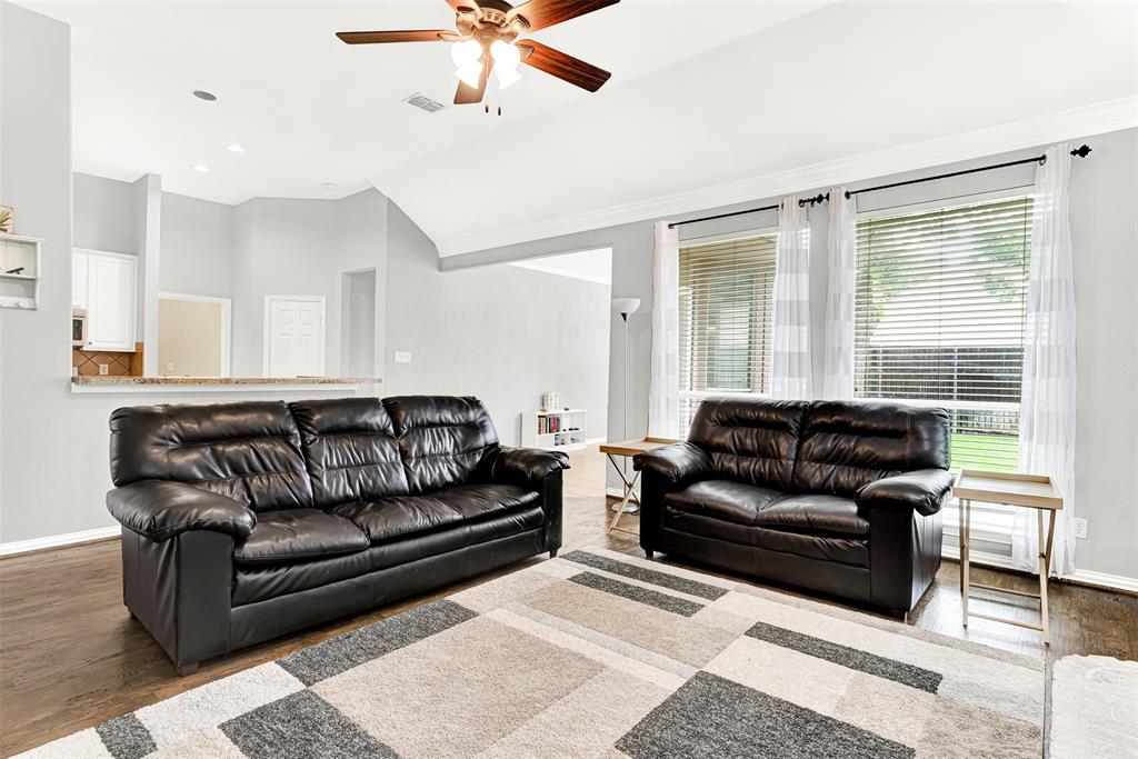 1405 Oak Hill Circle