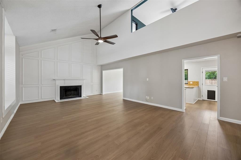 4321 Bradford Drive
