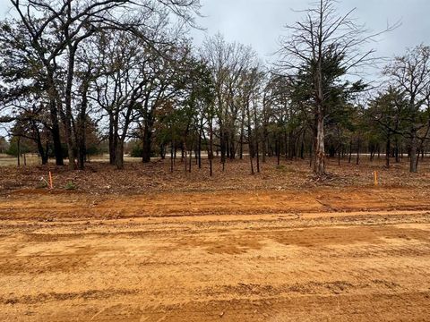 Photo of Lot 20 Berkshire Loop, Whitesboro, TX 76273 (MLS # 21148761)
