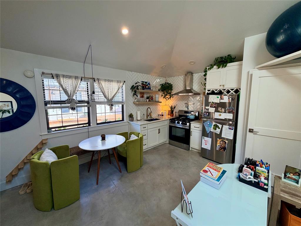 Lake Highlands Estates - Residential Lease