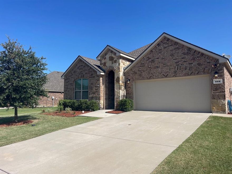 Beautiful DR Horton home designed for multi-generational living. This exceptional is designed for modern living, offering unparalleled flexibility, privacy, and comfort. With 3 bedrooms and 3 full bathrooms, this home features a well-thought-out layout perfect for extended families, guests, or multi-generational living. Key Features: Main Kitchen: Large island with granite countertops, built-in stainless steel appliances, and stainless steel refrigerator. Separate Kitchenette: Includes new stainless steel refrigerator, offering full functionality for multi-use living. Spacious Bedrooms: Split floor plan with each bedroom having its own private bathroom. Primary Suite: Enormous master bedroom with garden tub, separate shower, and walk-in closet. Laundry: Two brand-new sets of washer dryers (one for the main area and one for the kitchenette). Upgrades: Ceiling fans, new window coverings throughout, and granite countertops in all bathrooms. Exterior: The home sits on a large lot with a covered patio and a fully landscaped yard with an irrigation system for easy maintenance.