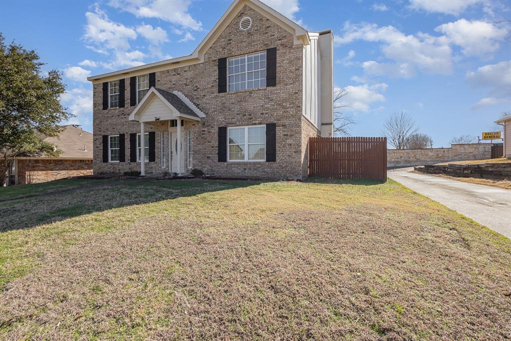 1406 Quail Crest Drive