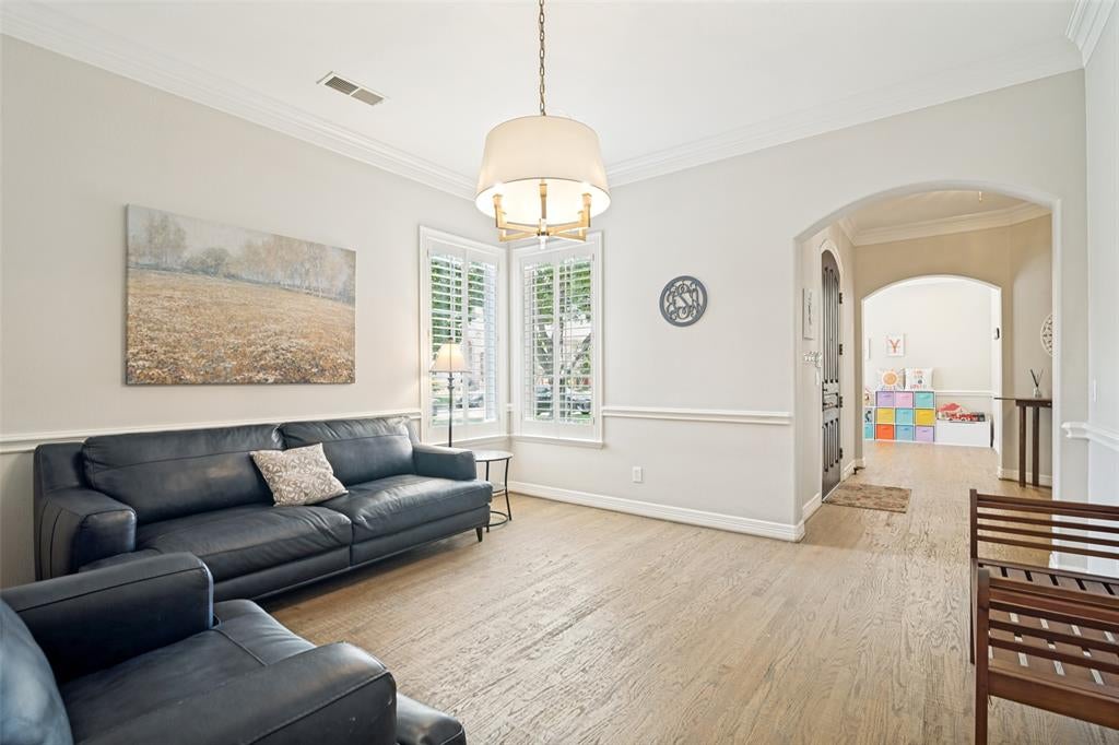 636 Deforest Road