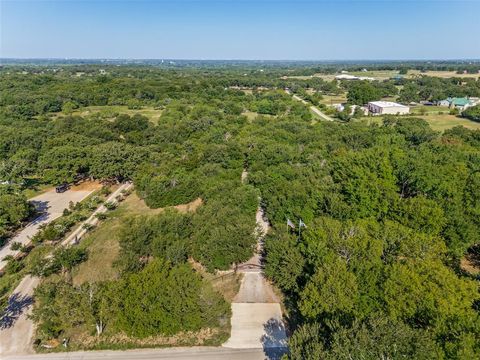 Photo of 3863 New Hope Road, Aubrey, TX 76227 (MLS # 21327529)