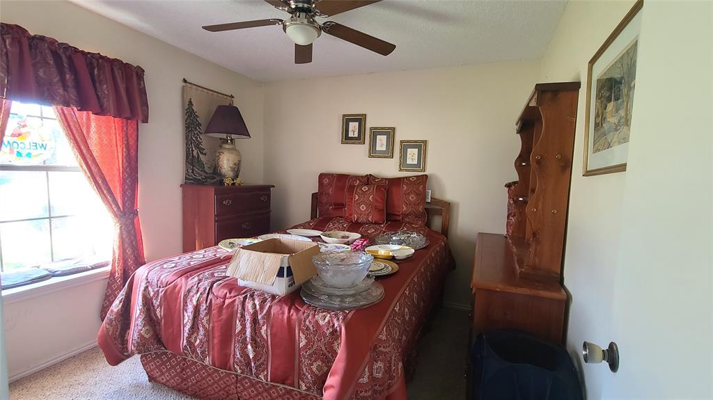 7806 Creek View Drive