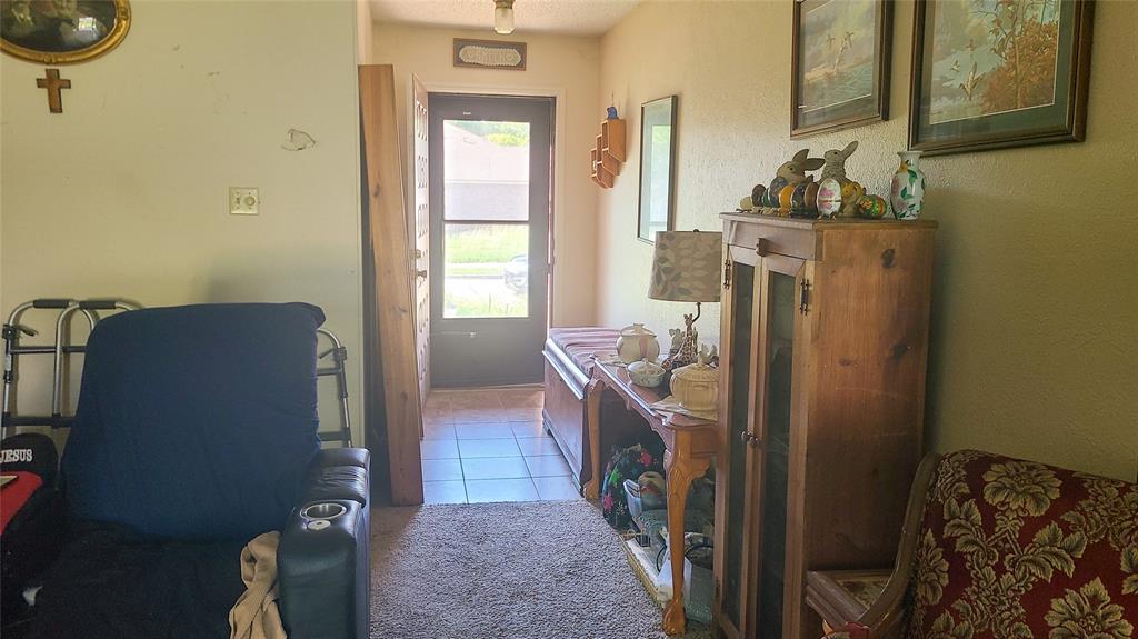 7806 Creek View Drive