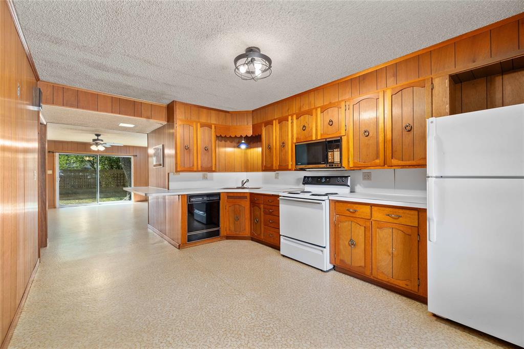 2303 4th Street