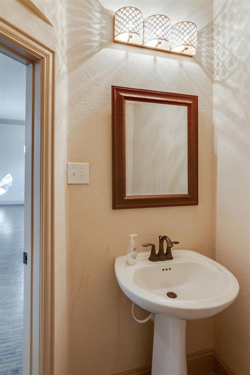 Keller, Texas 76248, United States, 3 Bedrooms Bedrooms, ,3 BathroomsBathrooms,Residential,Active,84806