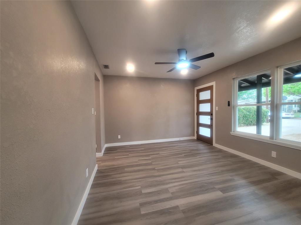 620 Jane Lane