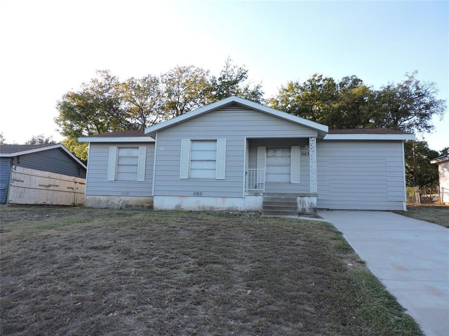 Beautifully REMODELED AND RENOVATED 3-Bedroom Home in River Oaks – Move-In Ready! Welcome to 1513 Skyline Drive, a beautifully remodeled single-family home in the heart of River Oaks, TX. This charming 3-bedroom, 1-bath residence offers modern updates and comfortable living in a quiet, established neighborhood. Step inside to discover a spacious, light-filled layout featuring brand-new finishes throughout. The kitchen is a true highlight, boasting sleek granite countertops, a new stove and oven, and ample cabinet space – perfect for home cooking and entertaining. The converted garage provides additional living space, ideal for a second living area, home office, or game room. Fresh paint, updated flooring, and stylish fixtures create a clean, contemporary feel in every room. Enjoy a generously sized backyard with room to relax, garden, or host weekend BBQs. Whether you're a first-time buyer or looking to downsize, this fully updated home is ready for you to move in and make it your own. Don’t miss this opportunity—schedule your showing today!