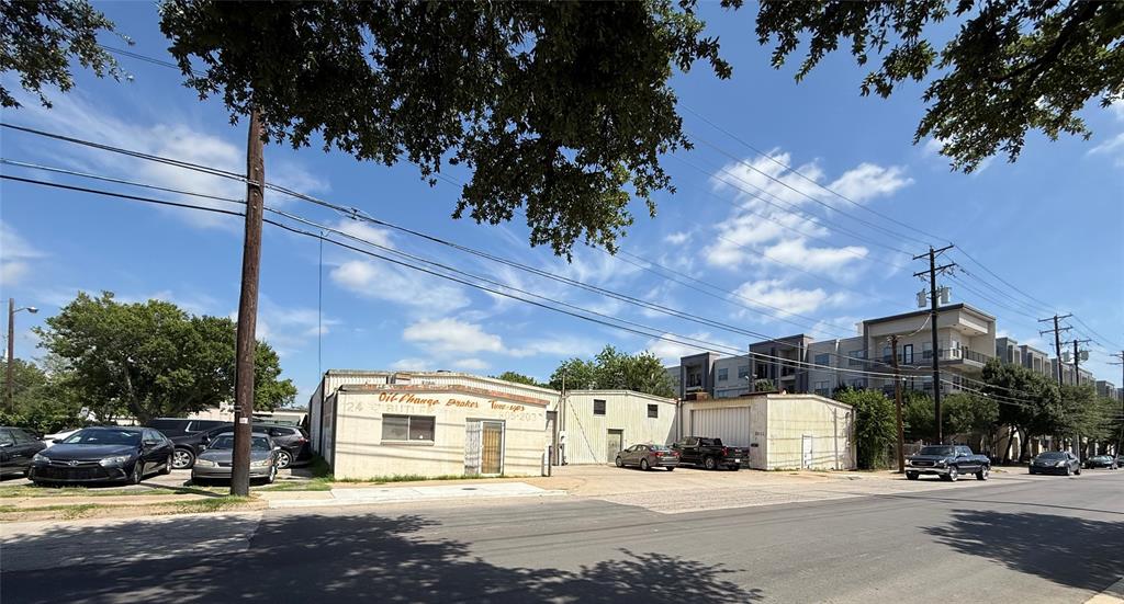 2411 Butler Street