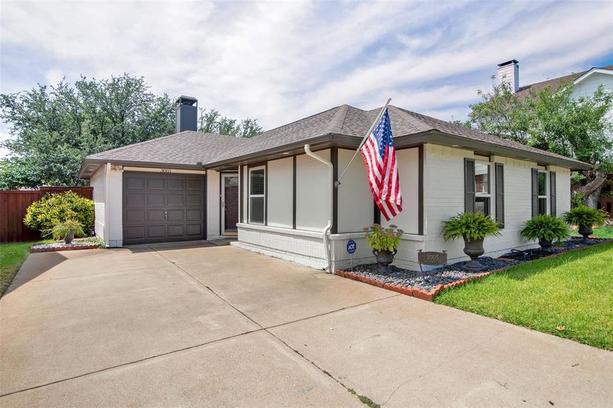 Just what you’re looking for in Plano: a home with recent updates, including a newly replaced HVAC system, fresh paint, updated electrical and plumbing, landscaping and great location.  This 3-bedroom, 2-bath home offers everything you need, including a private covered patio for your morning coffee and tranquil bird watching.  Put this beauty at the top of your list!