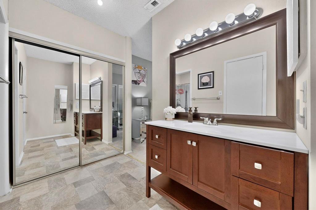 Woodhaven Condo - Residential