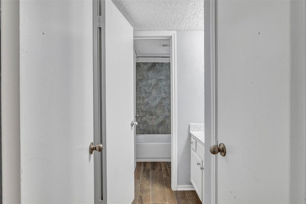 Springtree Crossing Condos - Residential