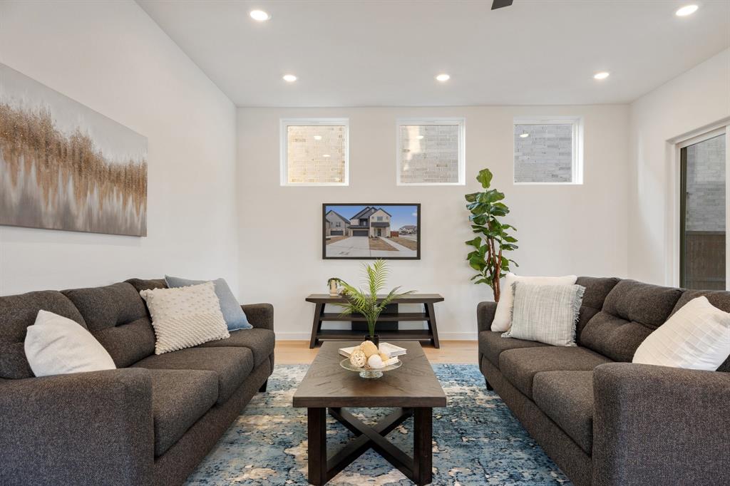 2129 Oak Haven Court