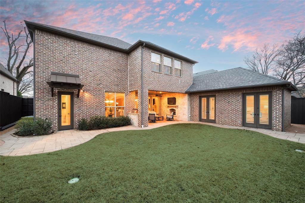 PRESTON HILLS - Residential