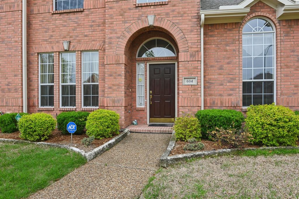 604 Nelson Court