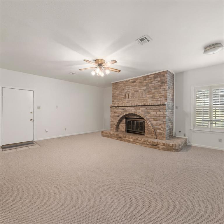 Holmes E W - Residential