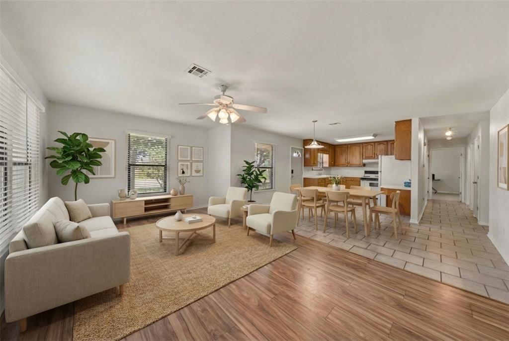 Holmes E W - Residential