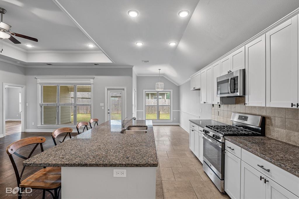 Haughton, Louisiana 71037, United States, 3 Bedrooms Bedrooms, ,2 BathroomsBathrooms,Residential,Active,55848