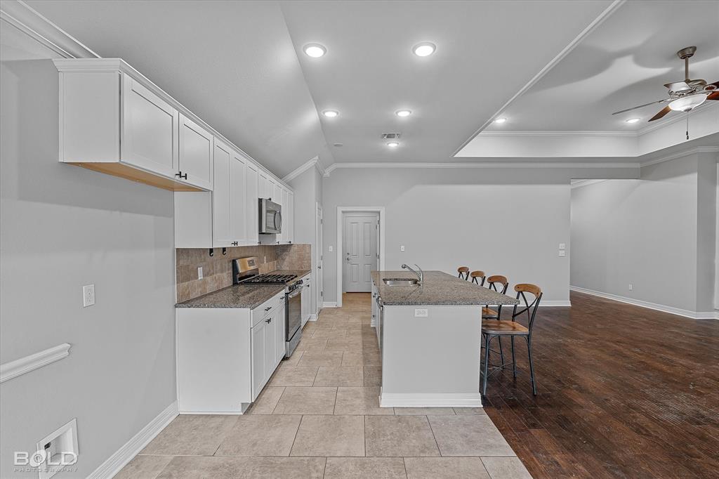 Haughton, Louisiana 71037, United States, 3 Bedrooms Bedrooms, ,2 BathroomsBathrooms,Residential,Active,55848