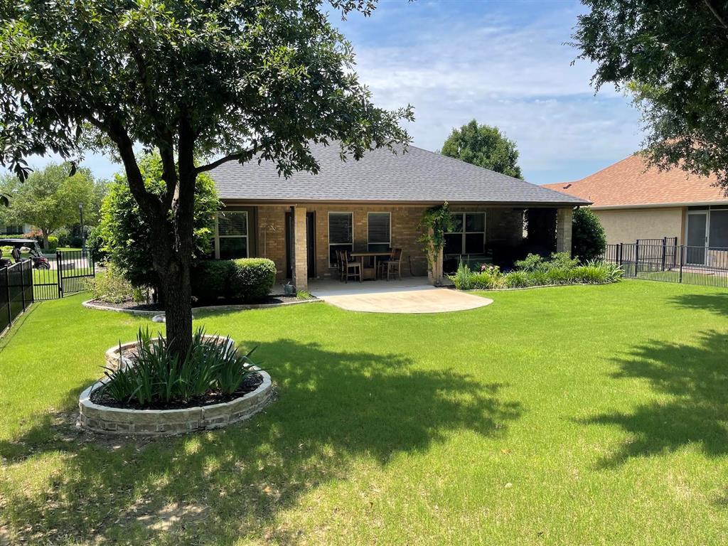 9700 Applewood Trail