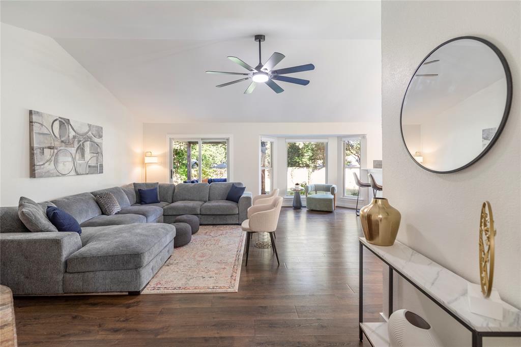 565 Yellowstone Drive