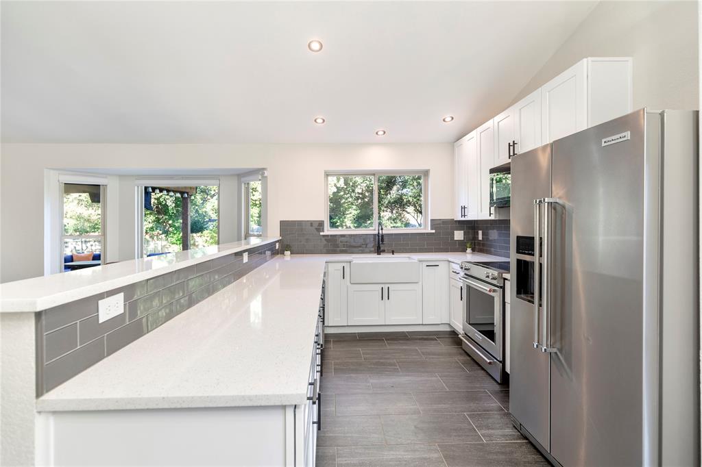 565 Yellowstone Drive