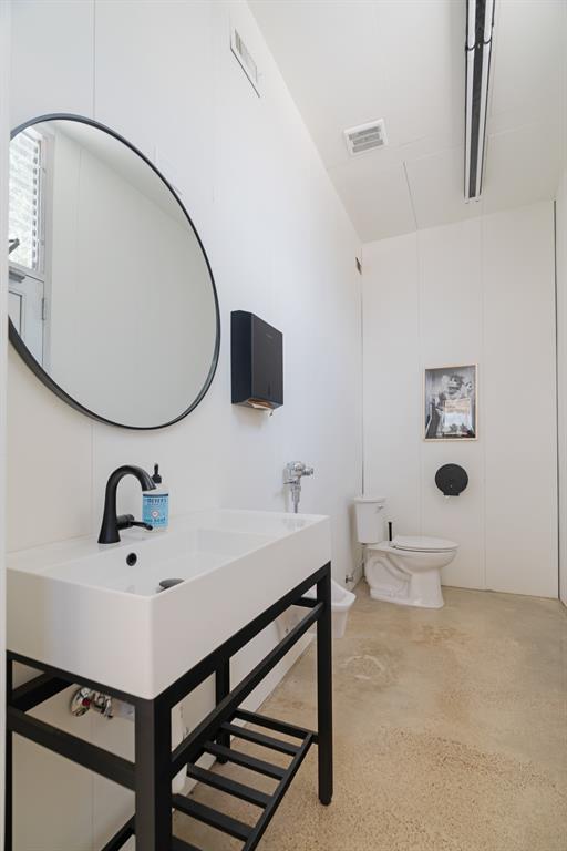 S30710 - Commercial Sale