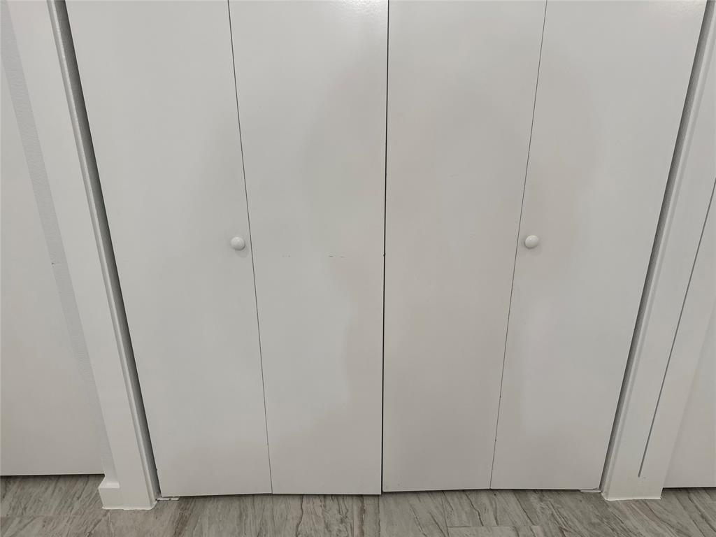 CREEKWOOD TOWNHOMES - Residential