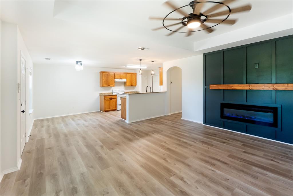 Breezy Hill - Residential