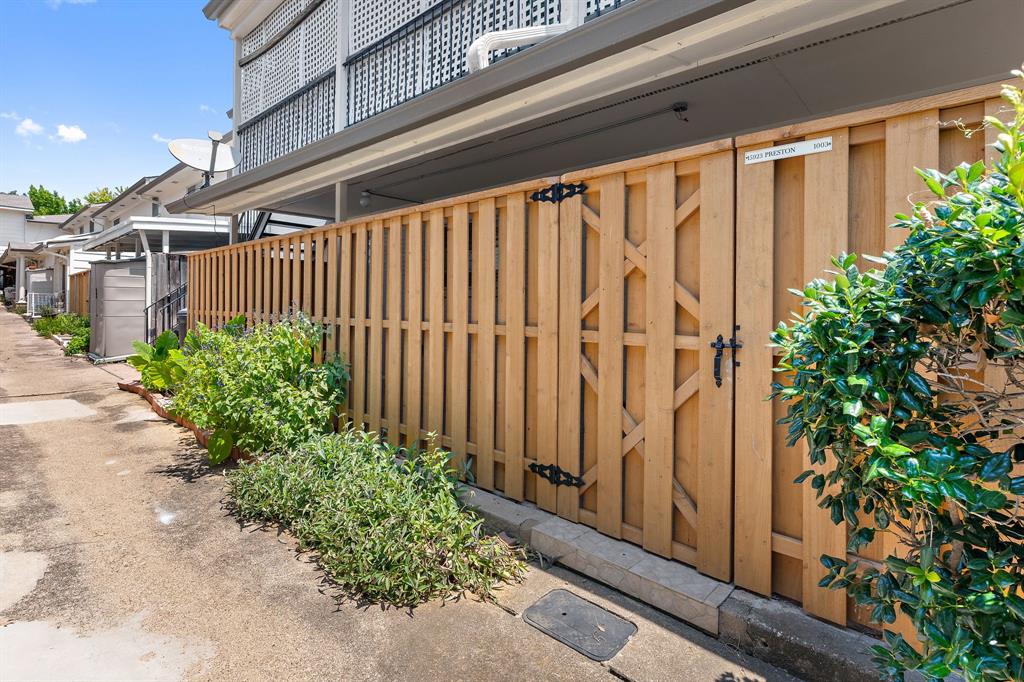 Prestonwood Country Club Condos - Residential