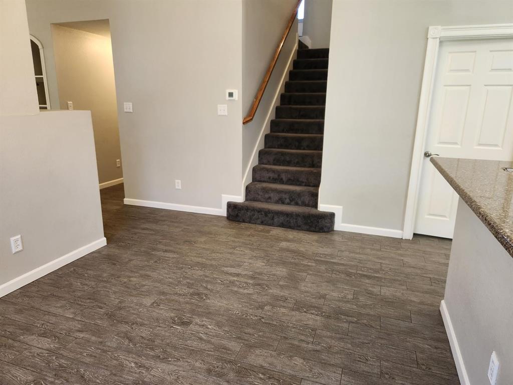 1210 Ridgeway Drive