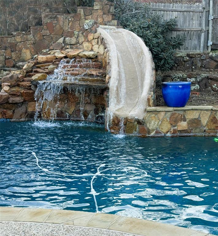 6113 Cliffbrook Drive