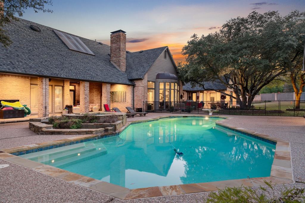 Willow Bend Country Ph One-R - Residential