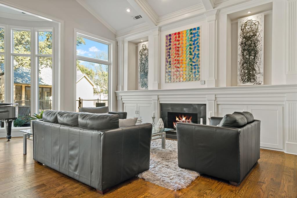 Willow Bend Country Ph One-R - Residential