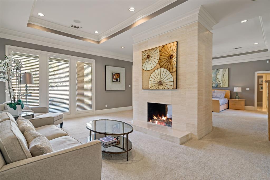 Willow Bend Country Ph One-R - Residential