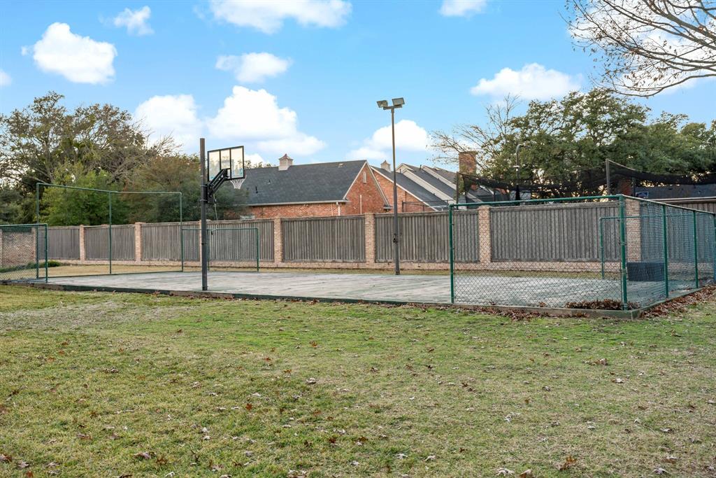 Willow Bend Country Ph One-R - Residential