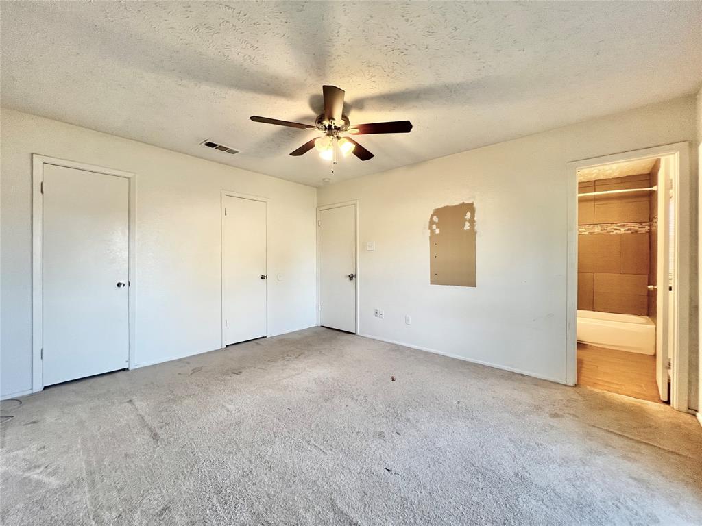 Mountain Crk Twnhses 02 - Residential