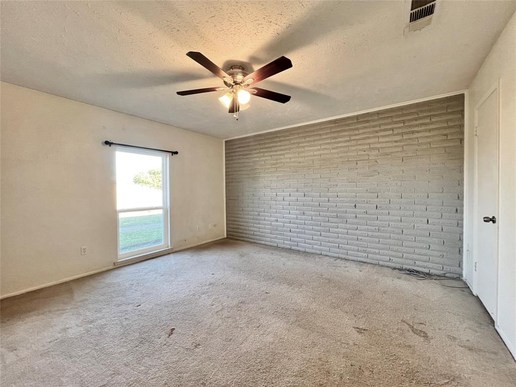 Mountain Crk Twnhses 02 - Residential