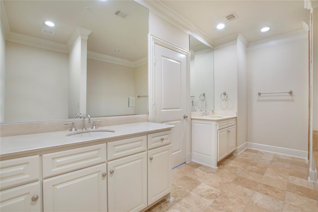 6425 Bandera Avenue 2D